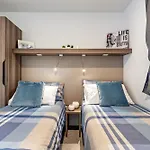 Casa Mobile Est Garda * 拉齐塞